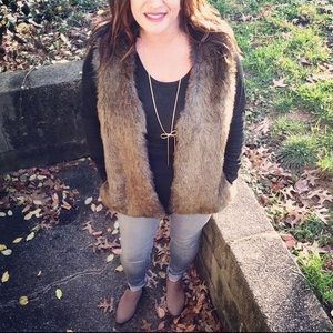 APT 9 Faux Fur vest
